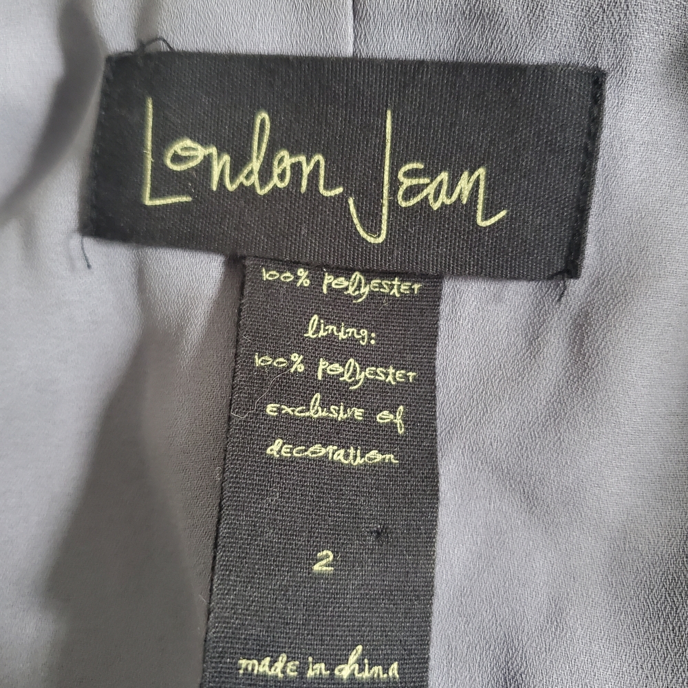 LONDONJEAN Silver Sequin Blazer - Picture 5 of 8